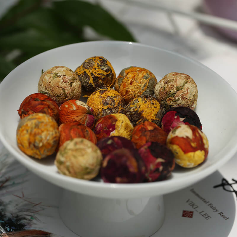 Natural flowering Ball